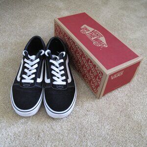 VANS Ward Sneakers (Suede/Canvas) Black/White - VN0A31UNIJU